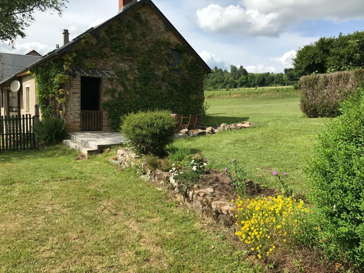 Maison Bleue Lavault-de-Fretoy Exteriör bild
